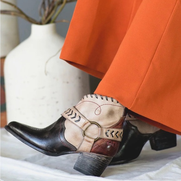 Bedstu - Tania - Picture 2 of 6